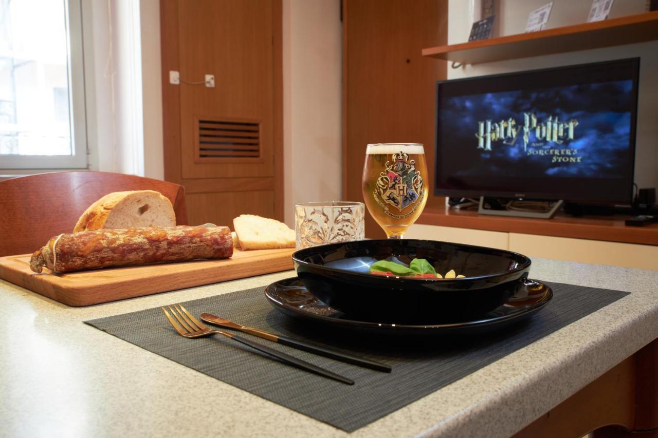 Harry Potter'S Magic House - Metro M4 - Linate - Citta Studi Apartment Milan Bagian luar foto