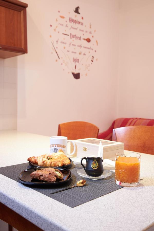 Harry Potter'S Magic House - Metro M4 - Linate - Citta Studi Apartment Milan Bagian luar foto